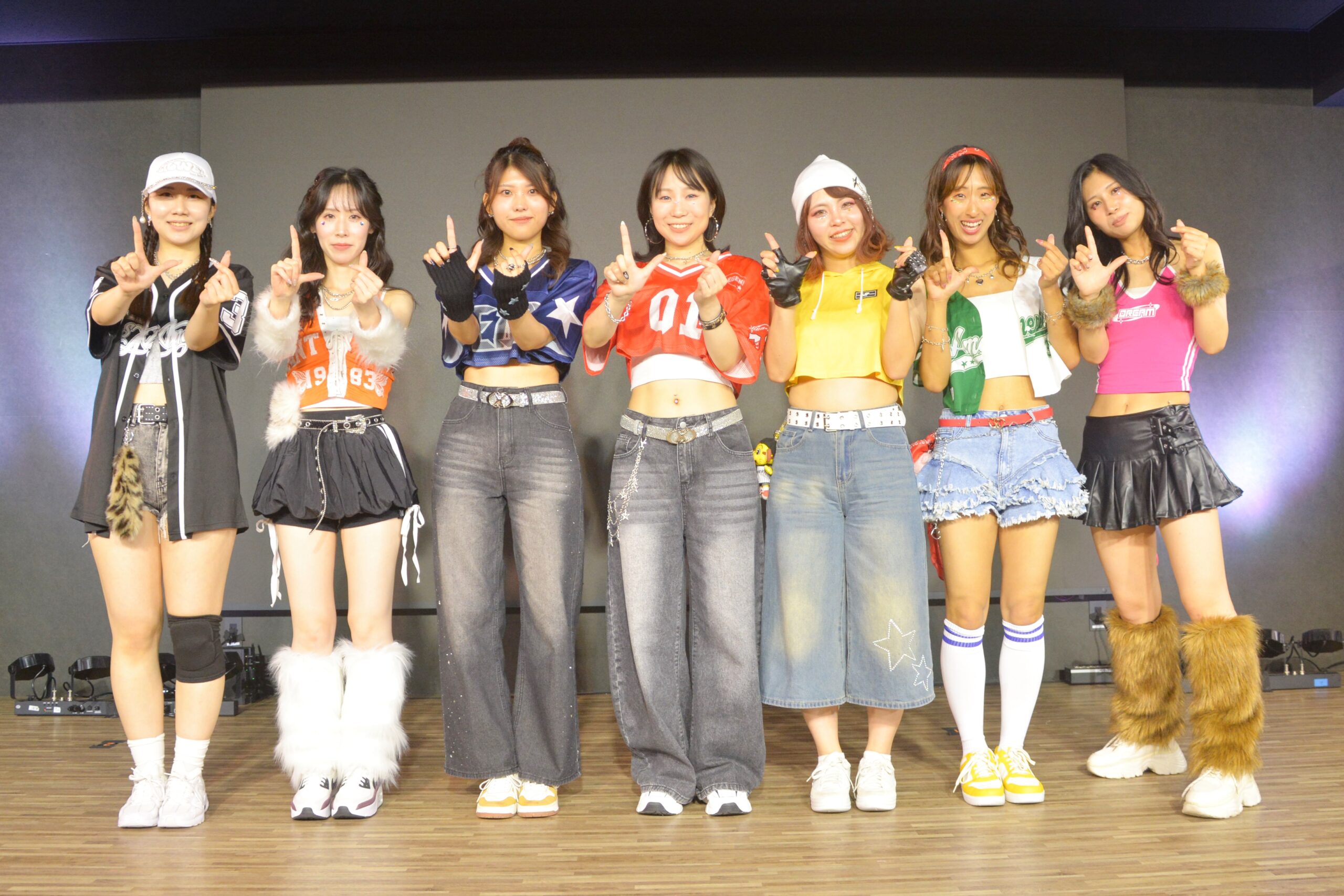 楽しくダンスができるのが特徴のK-POP&J-POPダンスレッスン