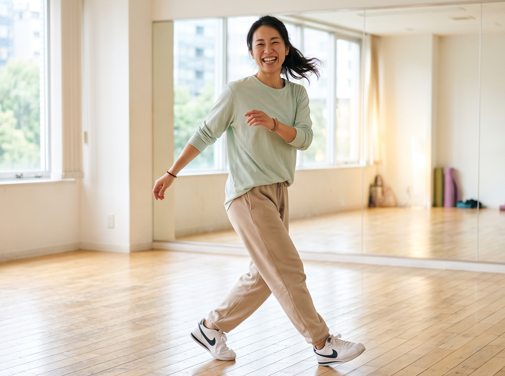 日常の動きから始める大人初心者のダンスステップ