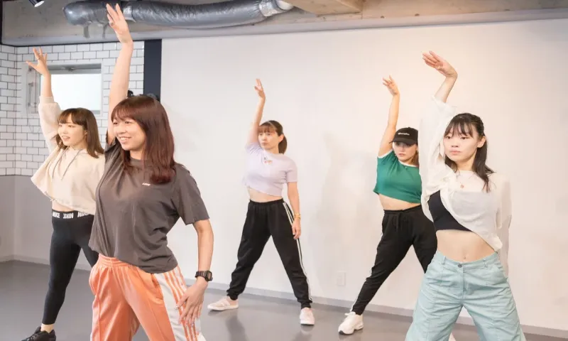 札幌初心者向けダンススクールLrは、初めての方にもちゃんと伝わる、わかりやすく丁寧な指導